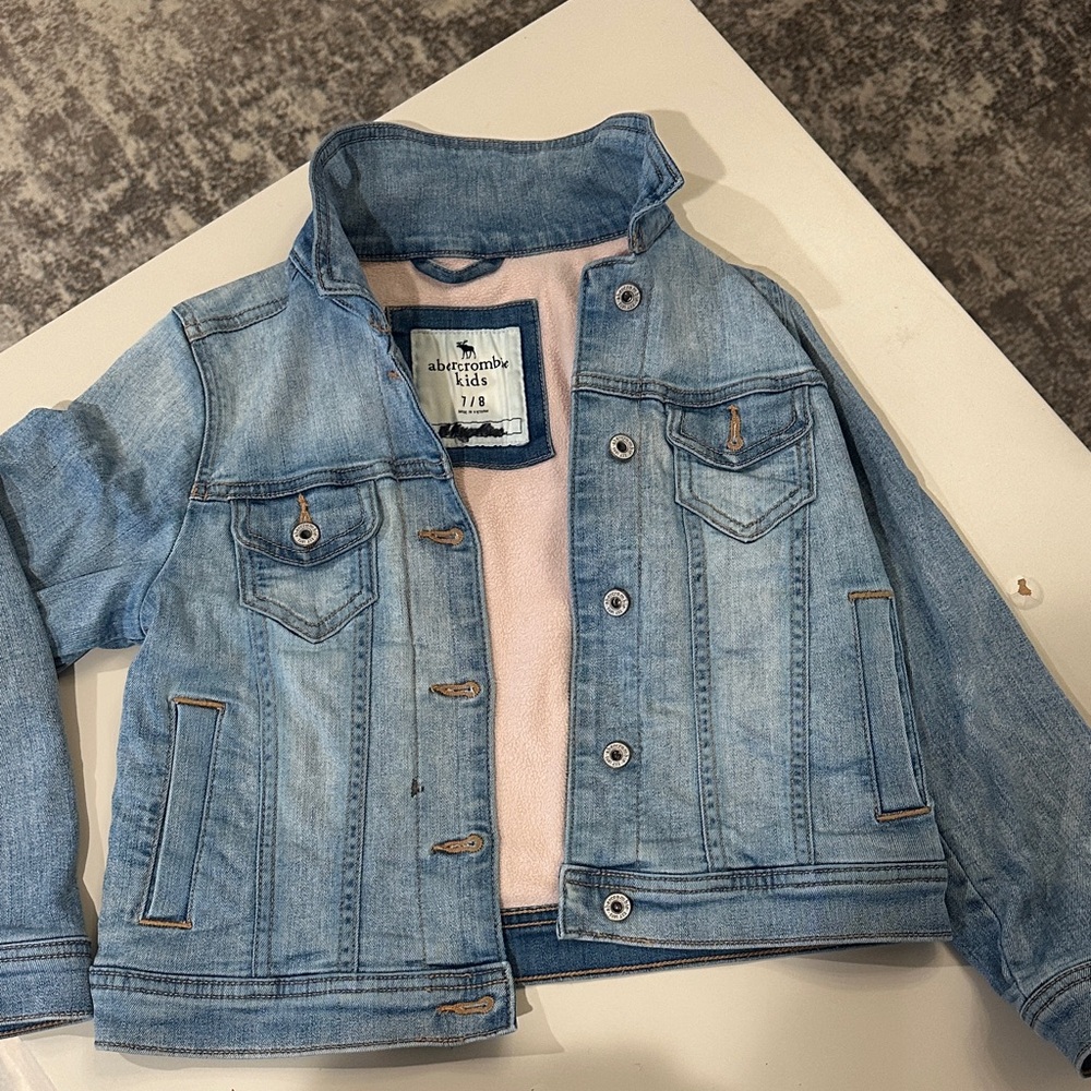 Abercrombie Kids Classic Blue Denim Jacket Sherpa Lined Pink